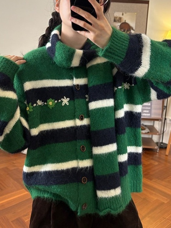 Cardigan da donna in maglia st - Embroidery Online Designs recensione e prezzo
