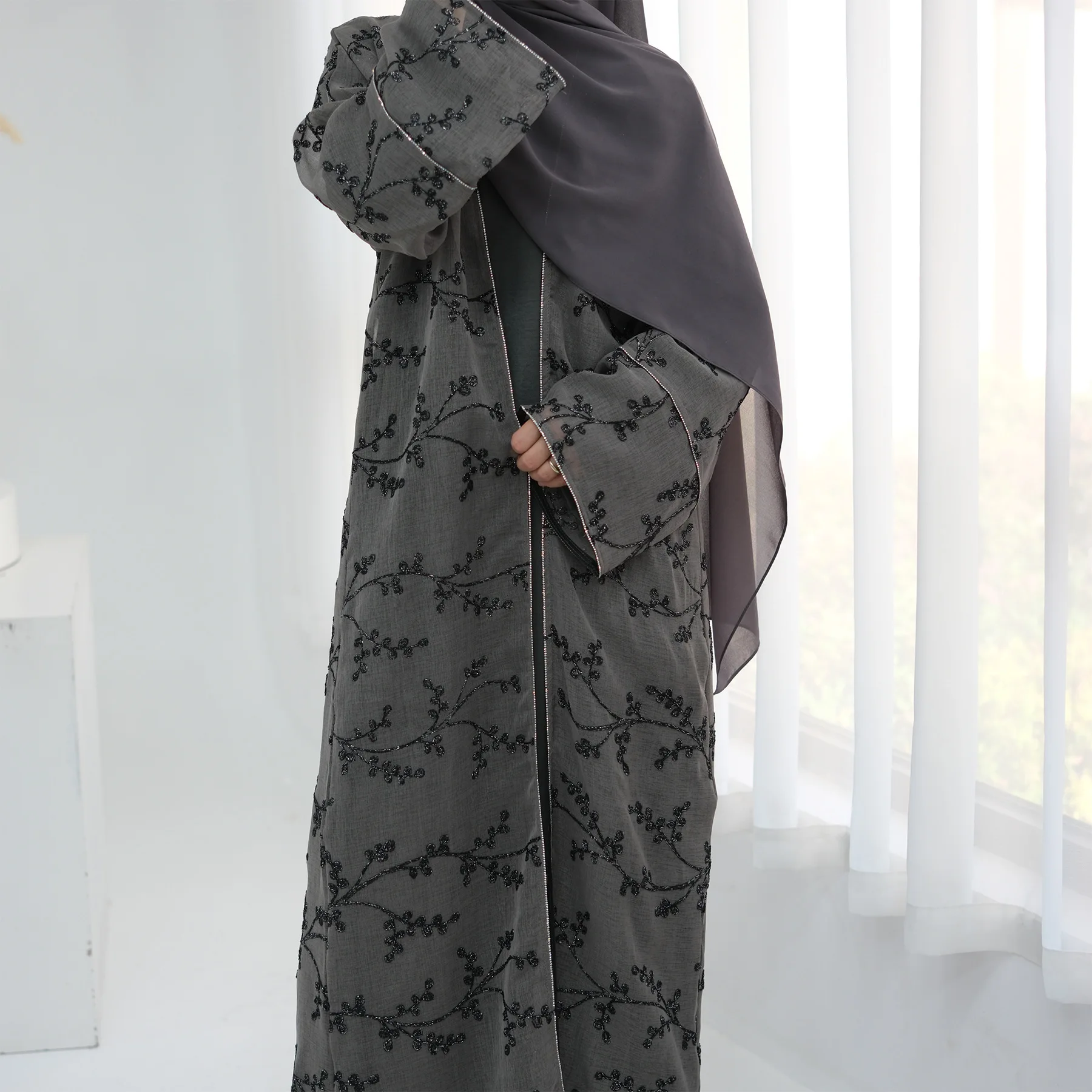 Cardigan Kimono Ricamato da Do - Embroidery Kebaya recensione e prezzo