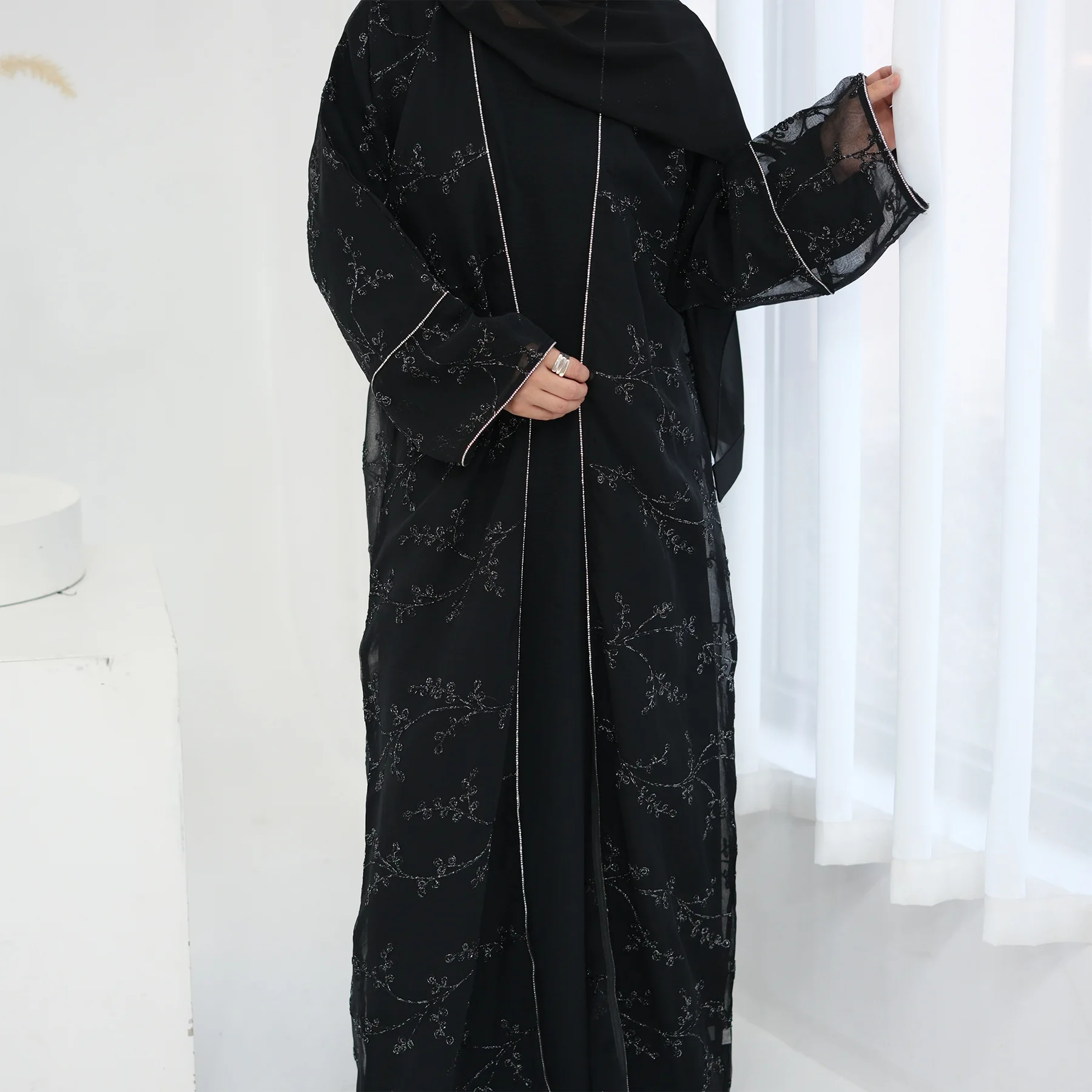 Cardigan Kimono Ricamato da Do - Embroidery Kebaya recensione e prezzo