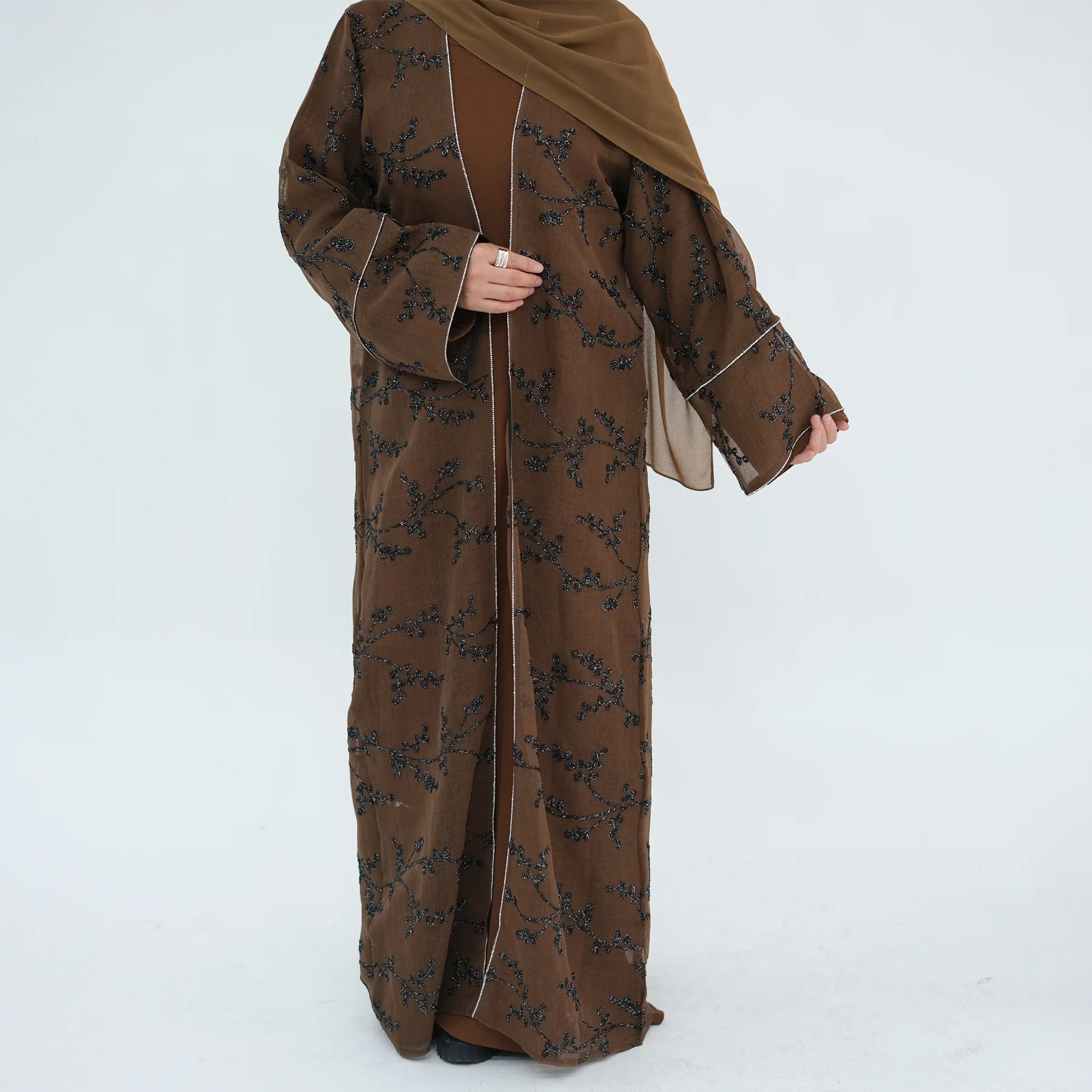 Cardigan Kimono Ricamato da Do - Embroidery Kebaya recensione e prezzo